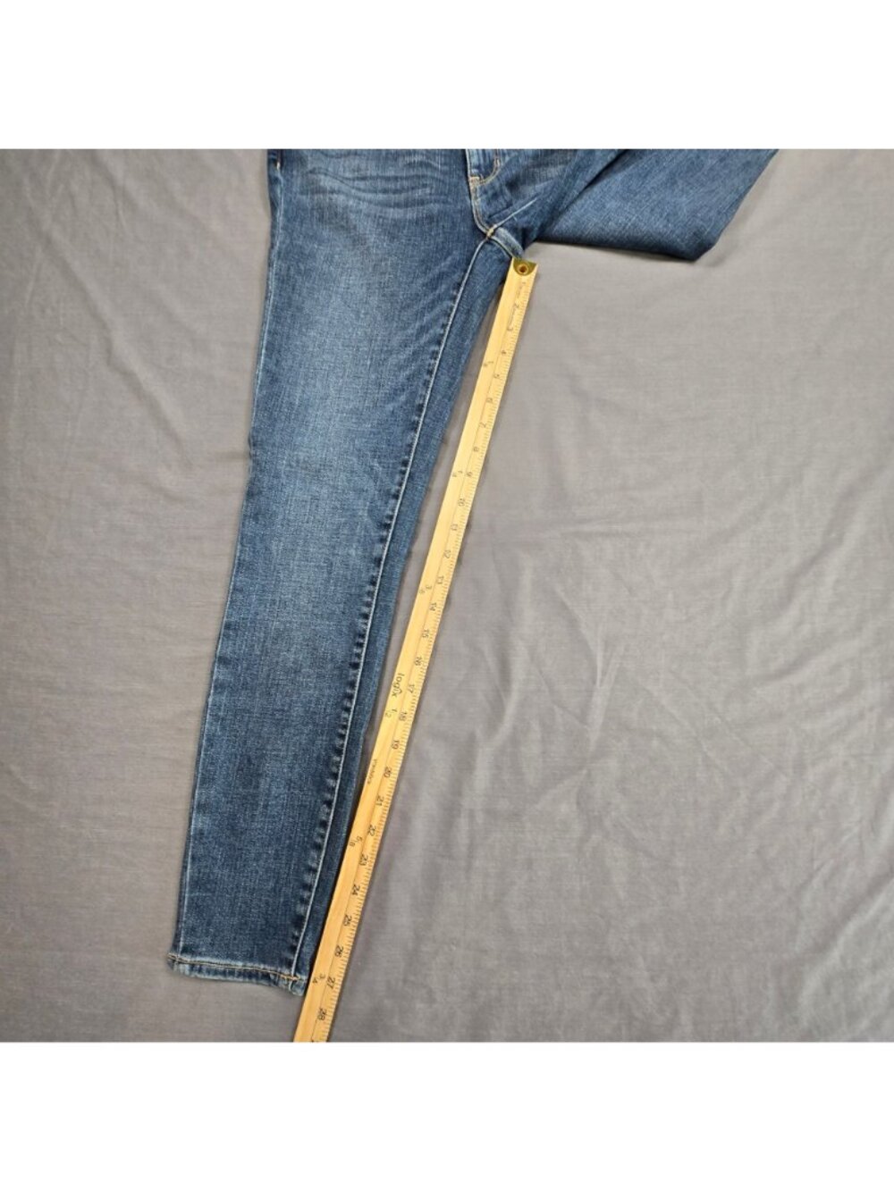 DKNY Womens Everywhere Skinny Jeans Size 27 Blue Denim Mid-Rise Stretch NEW - Picture 2 of 6